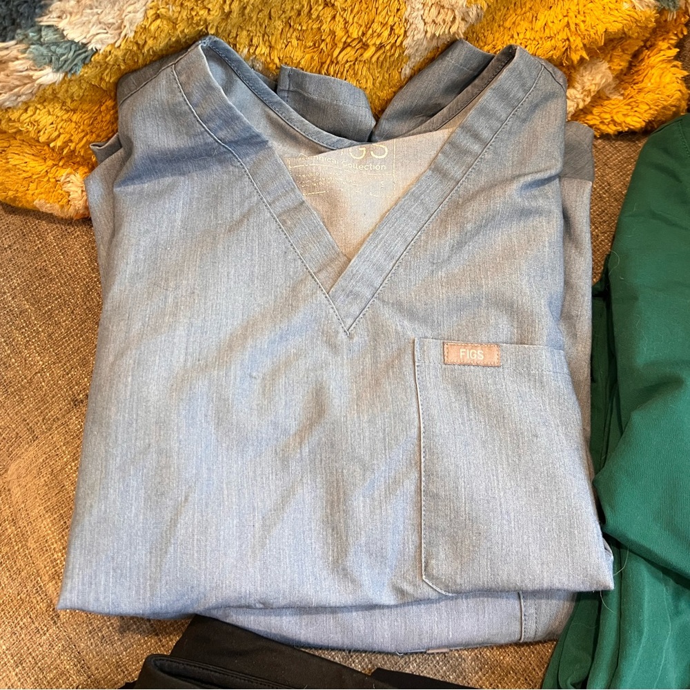 Light Heather Denim FIGS Set (S top, M bottom)